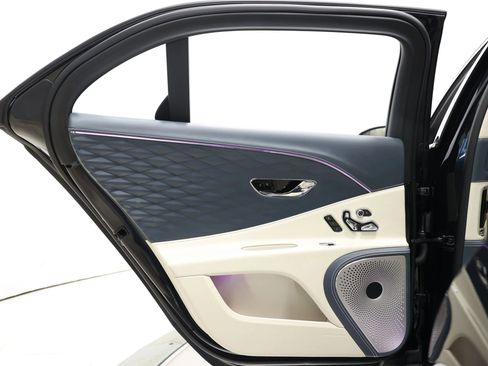 Used 2020 Bentley Flying Spur W12 w/ First Edition Specification AWD/4WD image 53