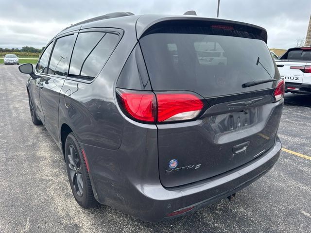 Used 2020 Chrysler Pacifica Touring-L w/ Advanced Safetytec Group AWD/4WD image 5
