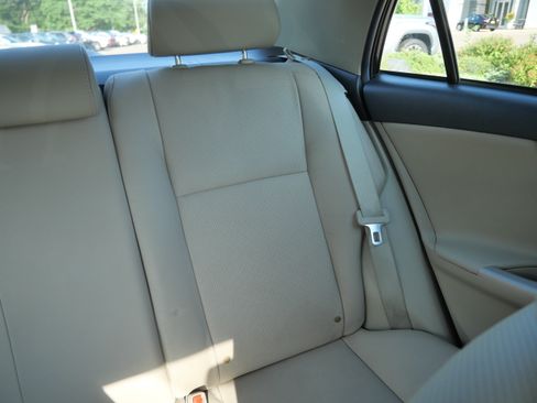 Used 2013 Toyota Corolla LE Special Edition FWD image 14