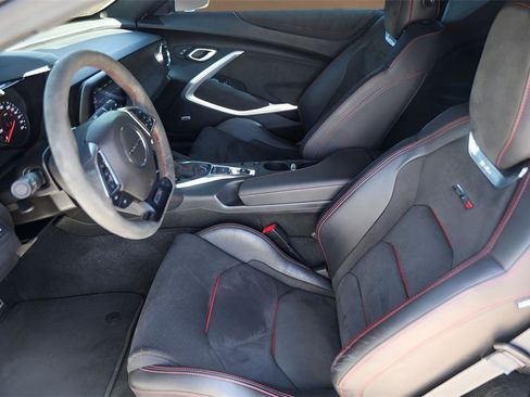 Used 2021 Chevrolet Camaro ZL1 image 10