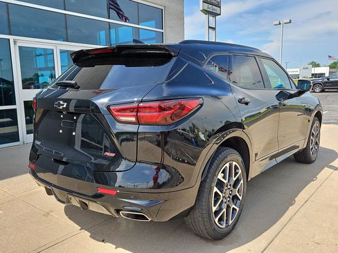 Used 2024 Chevrolet Blazer RS FWD image 4