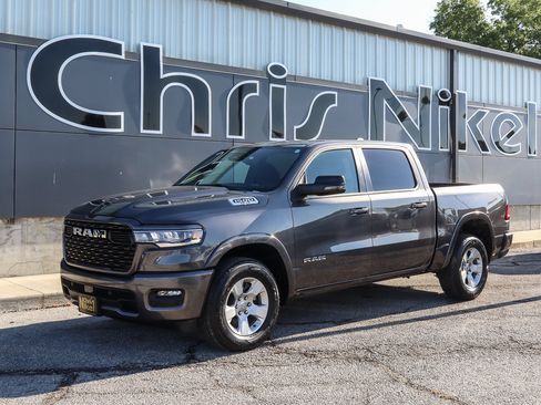 Used 2025 RAM 1500 Big Horn AWD/4WD image 1