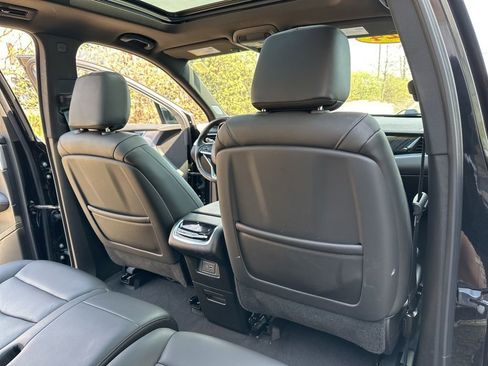Used 2024 Cadillac XT6 Premium Luxury AWD/4WD image 33