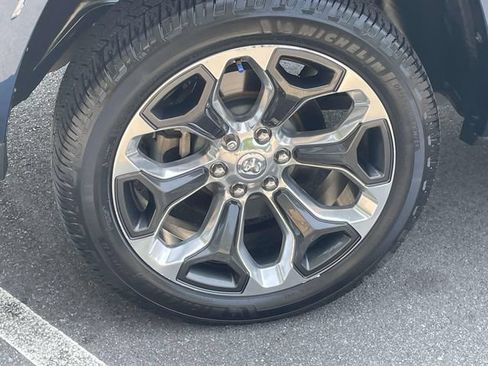 Used 2022 RAM 1500 Limited AWD/4WD image 8