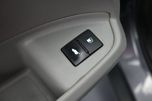 Used 2016 Honda Pilot Touring image 16