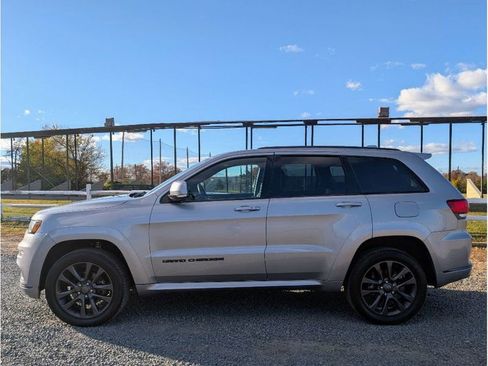 Used 2018 Jeep Grand Cherokee High Altitude image 4