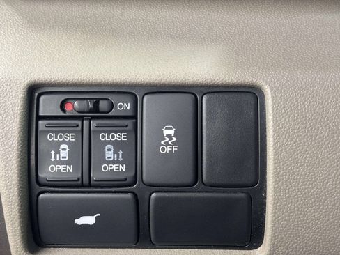 Used 2013 Honda Odyssey EX-L image 28