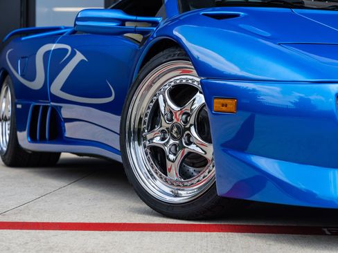 Used 1998 Lamborghini Diablo SV RWD image 28