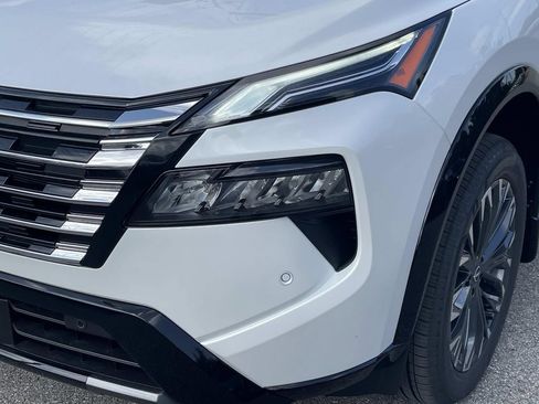 New 2026 Nissan Rogue Platinum AWD/4WD image 9