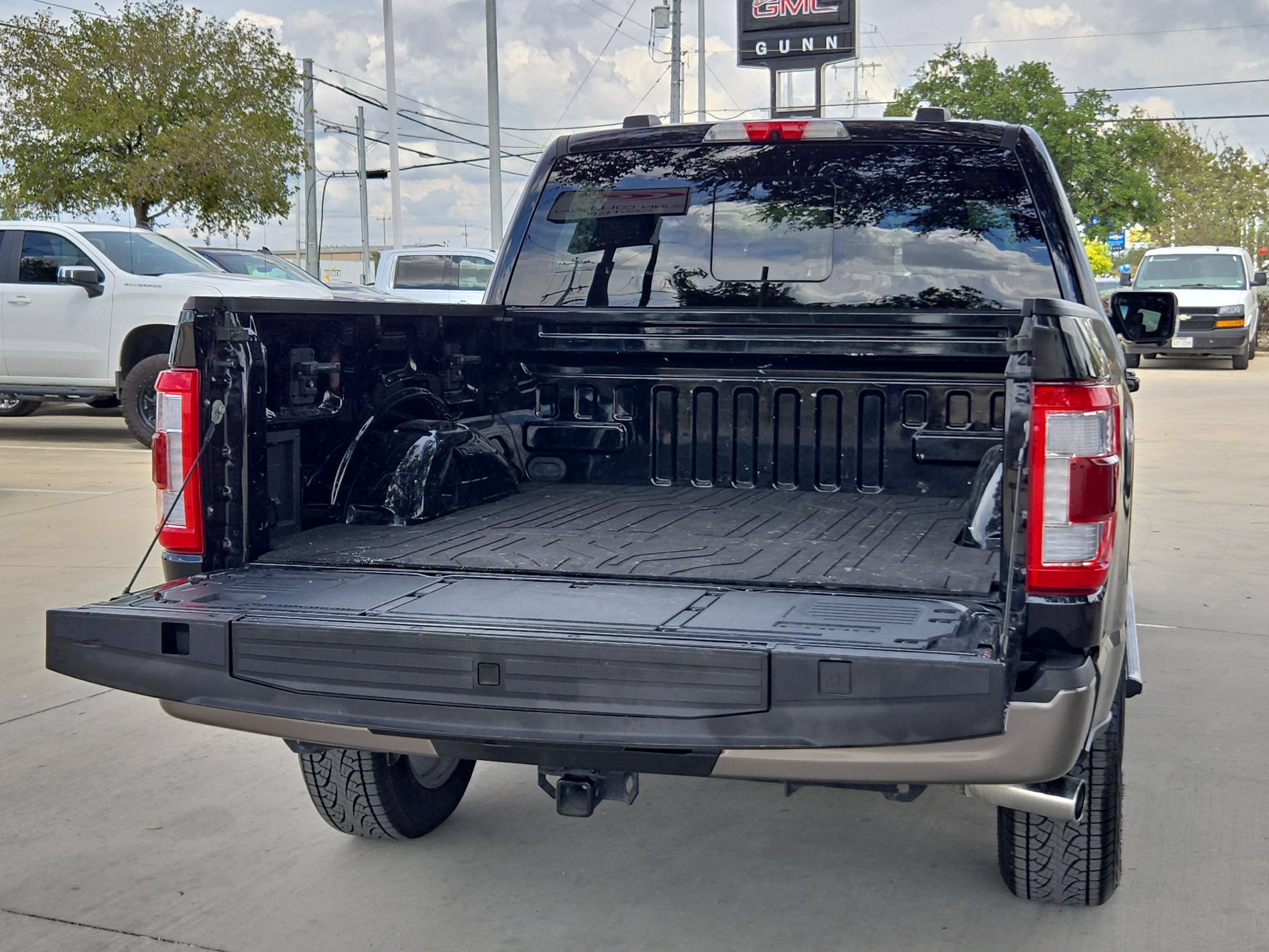 Used 2023 Ford F150 King Ranch w/ Equipment Group 601A High AWD/4WD image 22