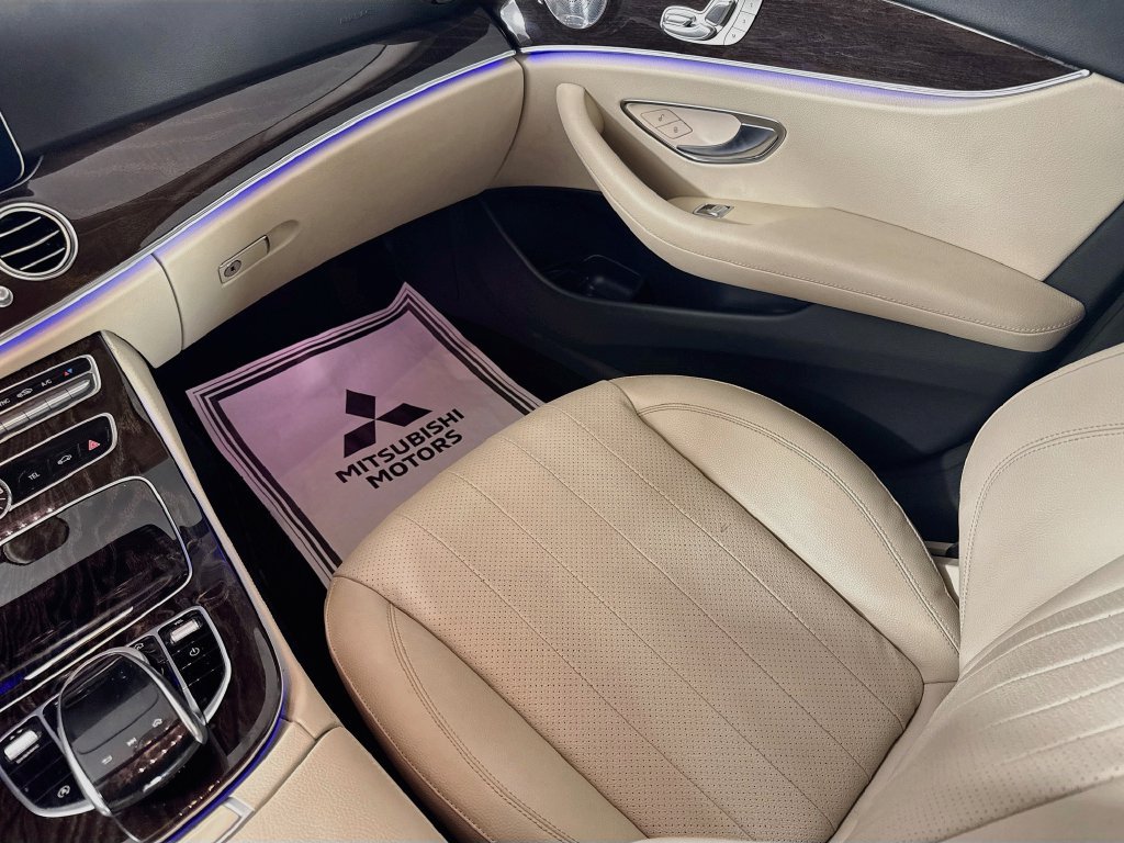 Used 2020 Mercedes-Benz E 350 4MATIC Sedan image 26