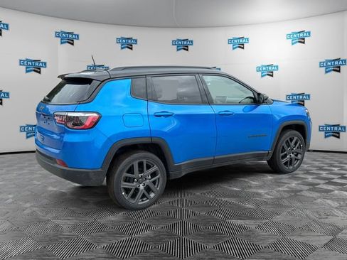 New 2025 Jeep Compass Limited w/ Sun & Sound Group image 5