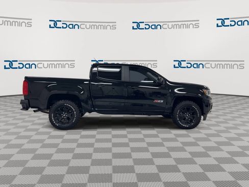 Used 2022 Chevrolet Colorado Z71 w/ Z71 Midnight Edition AWD/4WD image 9