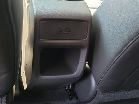 New 2026 Chevrolet Trax LT w/ LT Convenience Package FWD image 12