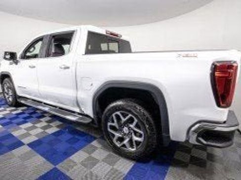 Used 2023 GMC Sierra 1500 SLT w/ SLT Premium Package image 9