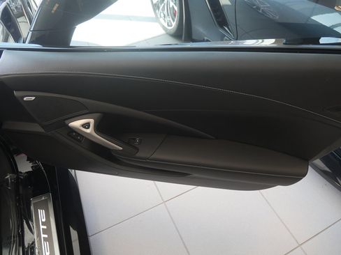 Used 2019 Chevrolet Corvette Grand Sport image 11