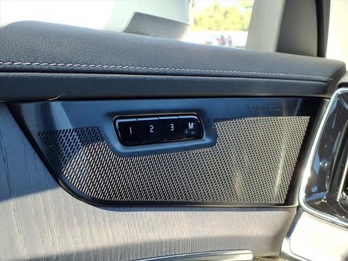 New 2026 Volvo XC90 B6 Ultra image 16