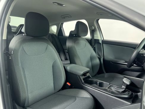 New 2026 Kia K4 LX FWD image 29