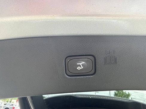 Used 2021 Ford Edge Titanium w/ Cargo Accessory Package FWD image 29