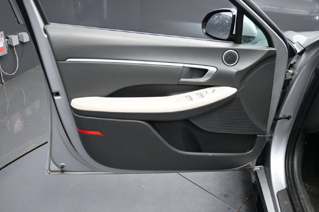 Used 2024 Hyundai Sonata SEL FWD image 11