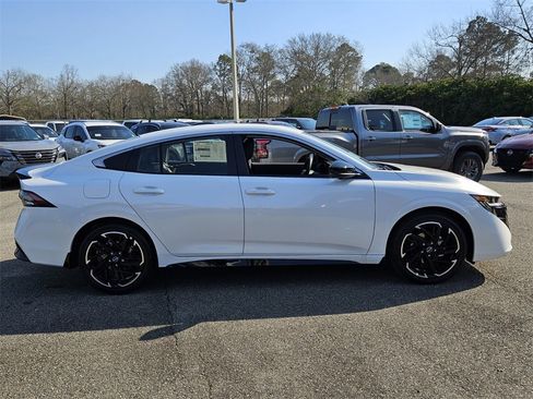 New 2026 Nissan Sentra SR image 11