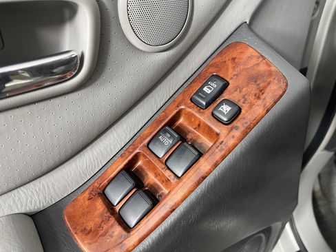 Used 2007 Toyota Highlander Limited image 19