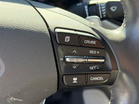 Used 2019 Hyundai Ioniq Limited image 25