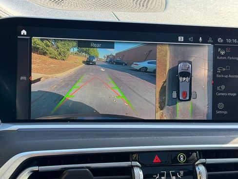 Used 2022 BMW X7 xDrive40i w/ Premium Package image 25