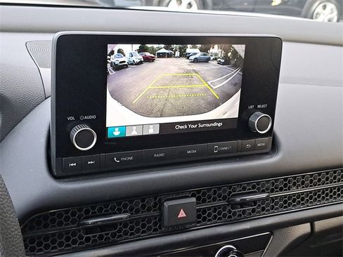 Certified 2023 Honda HR-V LX image 27