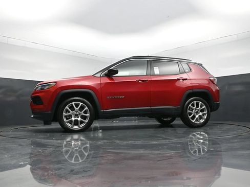 Used 2025 Jeep Compass Limited AWD/4WD image 54