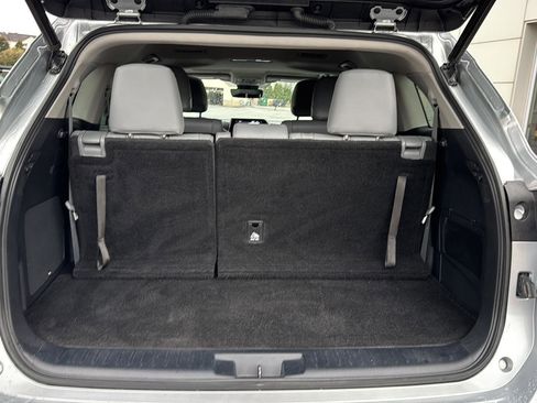 Used 2021 Toyota Highlander Limited image 30