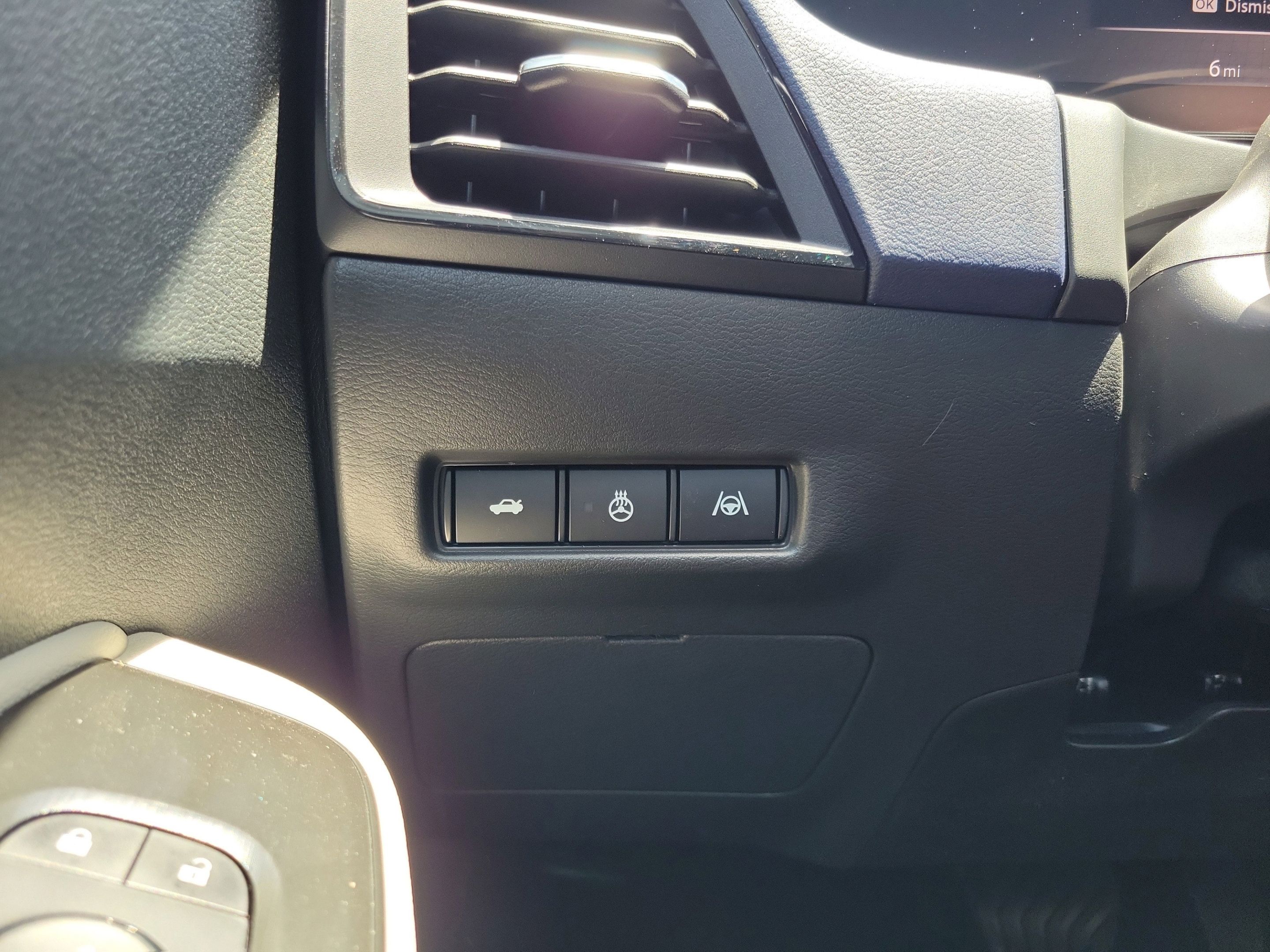 Used 2026 Nissan Sentra SL w/ Floor Mat Package FWD image 19
