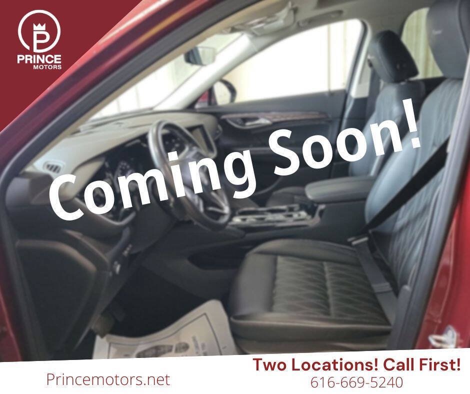 Used 2023 Buick Envision Avenir AWD/4WD image 2