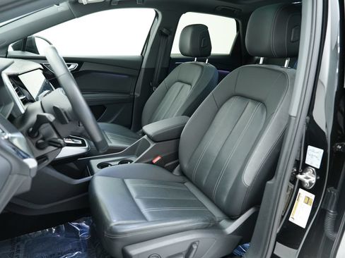 Used 2023 Audi Q4 e-tron Premium Plus w/ Premium Plus RWD image 6
