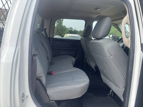 Used 2015 RAM 2500 Tradesman w/ Chrome Appearance Group AWD/4WD image 19