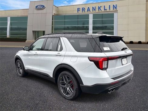 New 2026 Ford Explorer ST w/ Sun And Sound Package image 5