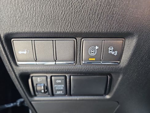 Used 2017 INFINITI QX80 2WD w/ Driver Assistance Package image 28