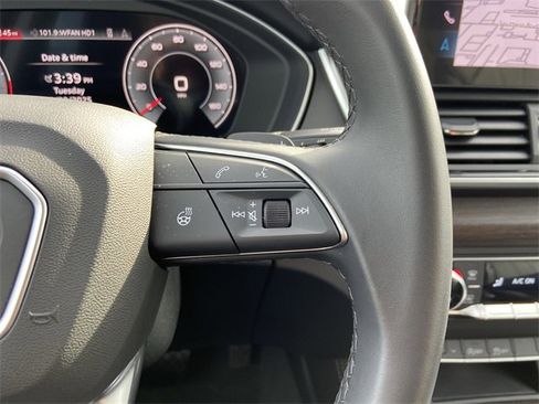 Certified 2025 Audi Q5 2.0T Premium Plus w/ Premium Plus Package image 18