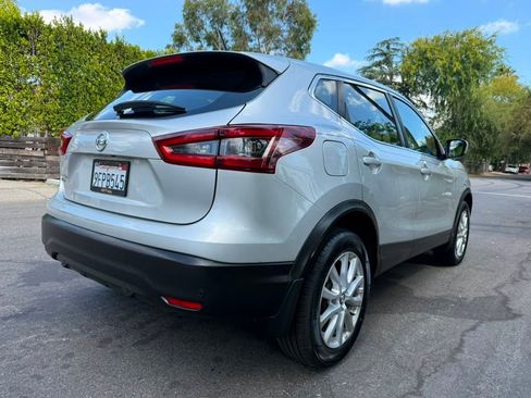 Used 2022 Nissan Rogue Sport S FWD image 10