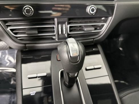 Certified 2024 Porsche Macan GTS AWD/4WD image 32