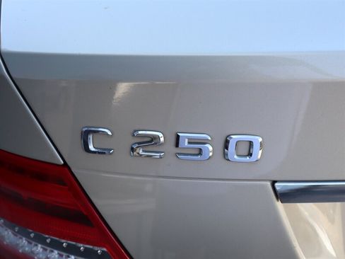 Used 2012 Mercedes-Benz C 250 Sedan image 25