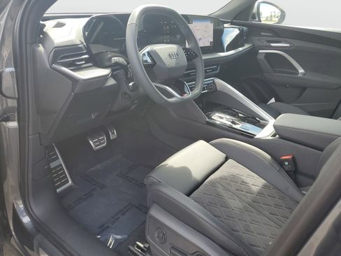 New 2025 Audi SQ5 Premium Plus image 19