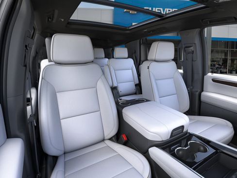 New 2026 Chevrolet Tahoe Premier image 40