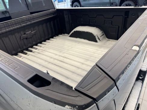 Used 2025 Chevrolet Silverado 1500 High Country w/ High Country Premium Package image 46