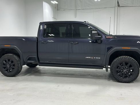 Used 2024 GMC Sierra 2500 AT4 w/ AT4 Premium Plus Package image 7