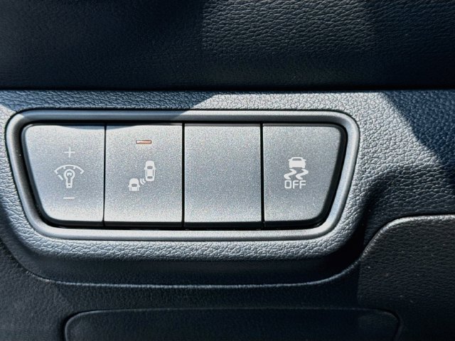 Used 2023 Kia Forte GT-Line w/ GT-Line Technology Package FWD image 10