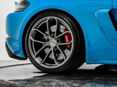 Used 2020 Porsche 718 Cayman GT4 RWD image 94