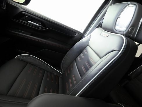 Used 2026 GMC Yukon AT4 Ultimate w/ LPO, Floor Liner Package image 43