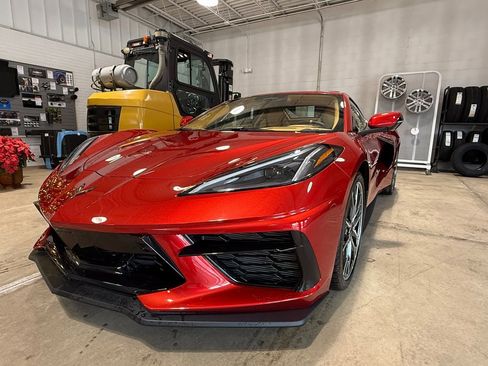 Used 2026 Chevrolet Corvette Stingray w/ Z51 Performance Package image 2