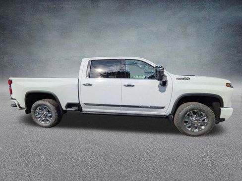 New 2026 Chevrolet Silverado 3500 High Country w/ Technology Package AWD/4WD image 2